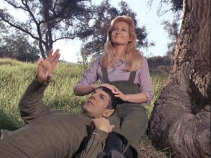 Never trust any “utopian” society in Star Trek. Even the Federation in later years panicked over neck-scorpions and Dominion shape-shifters.